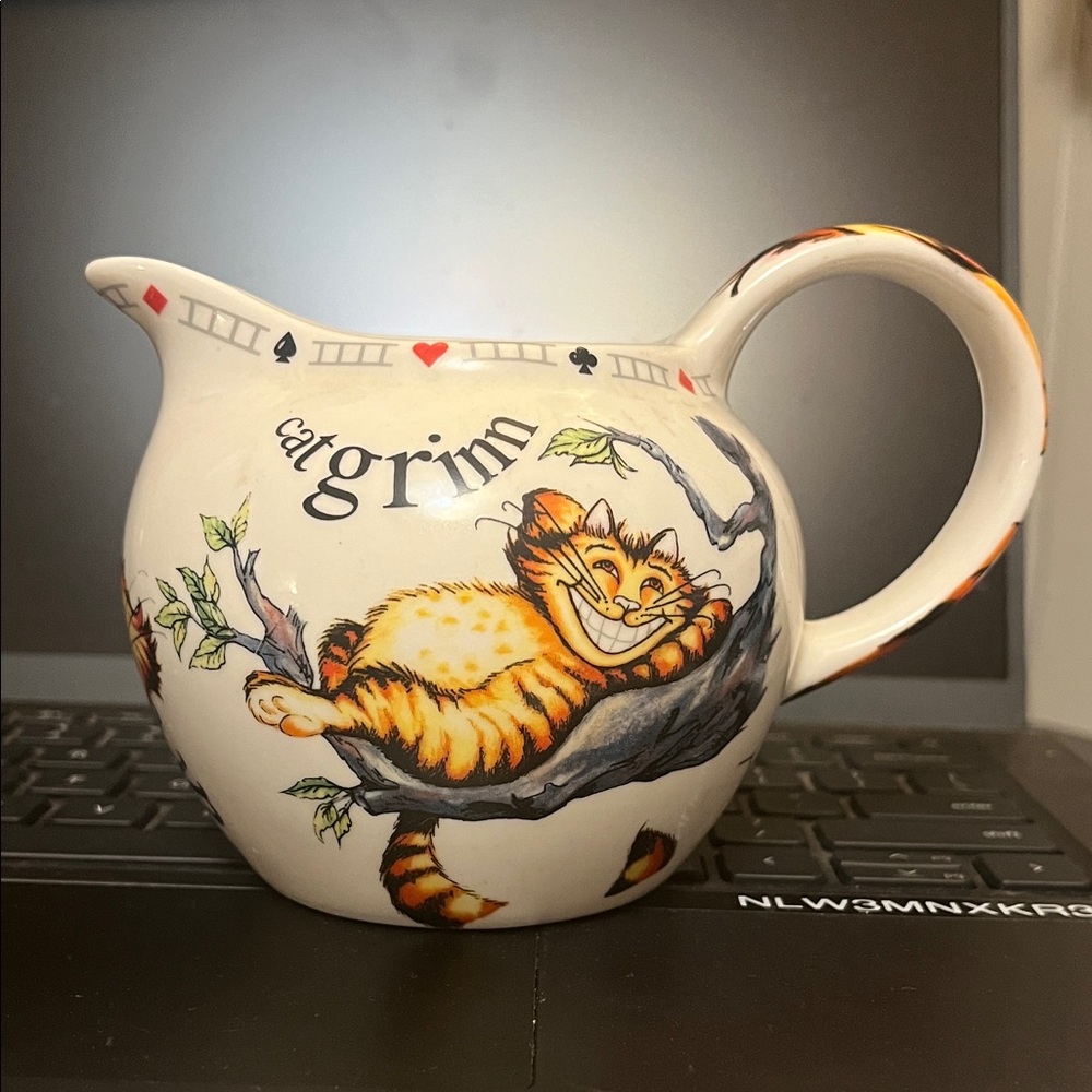 2008 Cardew Cheshire Cat Creamer